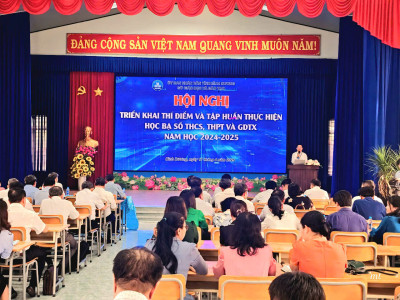 TRƯỜNG THCS TRẦN BÌNH TRỌNG VINH DANH HỌC SINH CÓ THÀNH TÍCH XUẤT SẮC TRONG KỲ THI OLYMPIC VĂN – GIẢI THƯỞNG SAO KHUÊ CẤP THÀNH PHỐ  NĂM HỌC 2024 - 2025