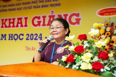 TẤM GƯƠNG NGƯỜI HIỆU TRƯỞNG LUÔN TẬN TỤY VỚI CÔNG VIỆC