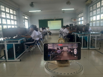 Trường THCS Trần Bình Trọng tổ chức cuộc thi Olympic Tiếng Anh trên Internet (IOE) cấp quận/huyện năm học 2024 - 2025