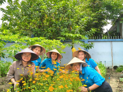 TRƯỜNG THCS TRẦN BÌNH TRỌNG THỰC HIỆN “MÔ HÌNH VƯỜN ƯƠM”