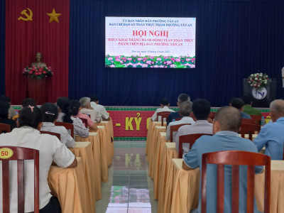 Trường THCS Trần Bình Trọng tham dự Hội nghị triển khai tháng hành động vì an toàn thực phẩm trên địa bàn phường Tân An