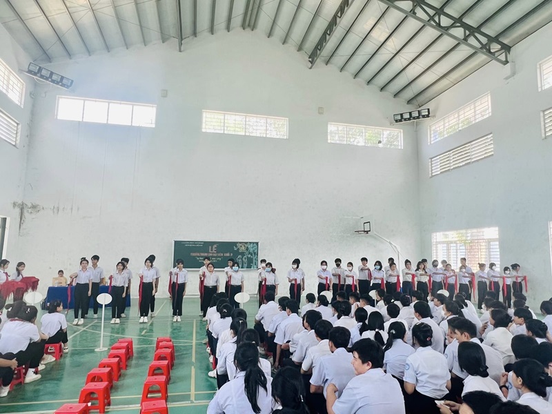 Liên đội tổ chức Lễ trưởng thành Đội cho đội viên khối 9 năm học 2023 - 2024