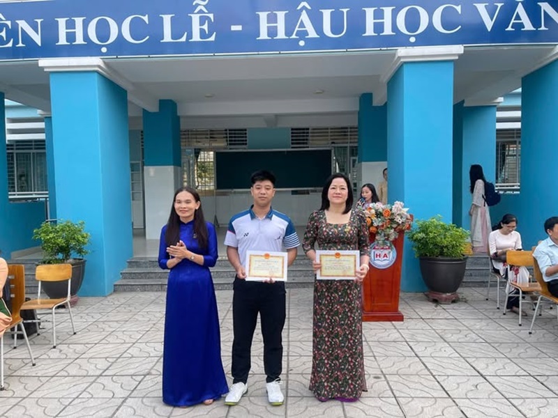 Khen Thưởng Cán Bộ, Giáo Viên Có Thành Tích Xuất Sắc Tại Đại Hội Thể Dục Thể Thao Lần I Phường Phú An Năm 2026