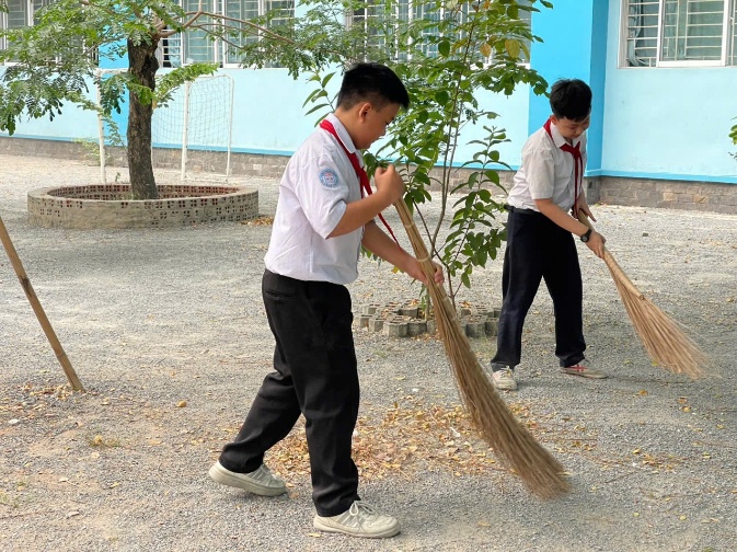 Bảo Vệ Môi Trường: Từ Tiết Học Trải Nghiệm Đến Hành Động Tử Tế