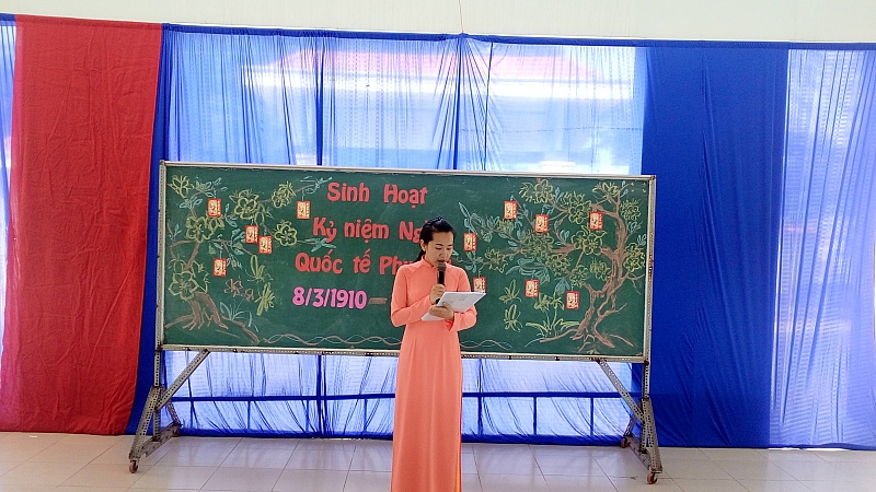 Sinh hoạt kỷ niệm ngày Quốc tế Phụ nữ 08/3