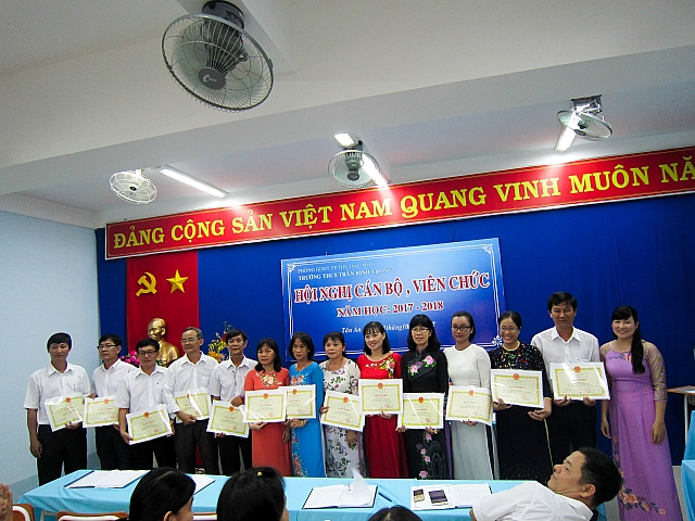 Hội nghị cán bộ viên chức năm học 2017-2018